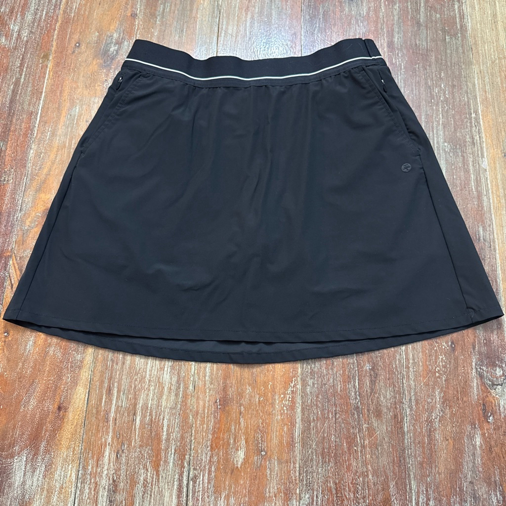SOYBU Black Athletic Tennis Skort White Stripe Medium